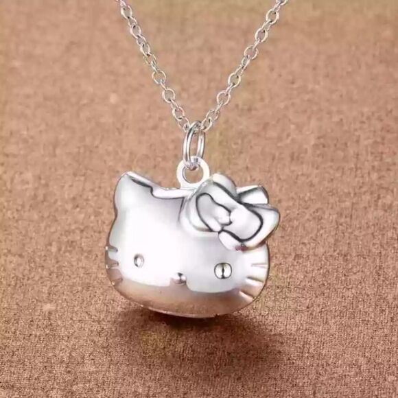 Sterling Silver Hello Kitty Locket Necklace Pendant BRAND NEW - Picture 3 of 10